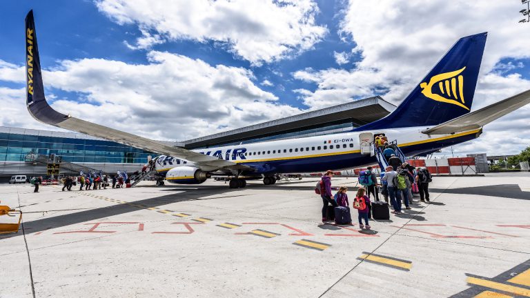 Descoperiți noul meniu Ryanair de la bordul avioanelor